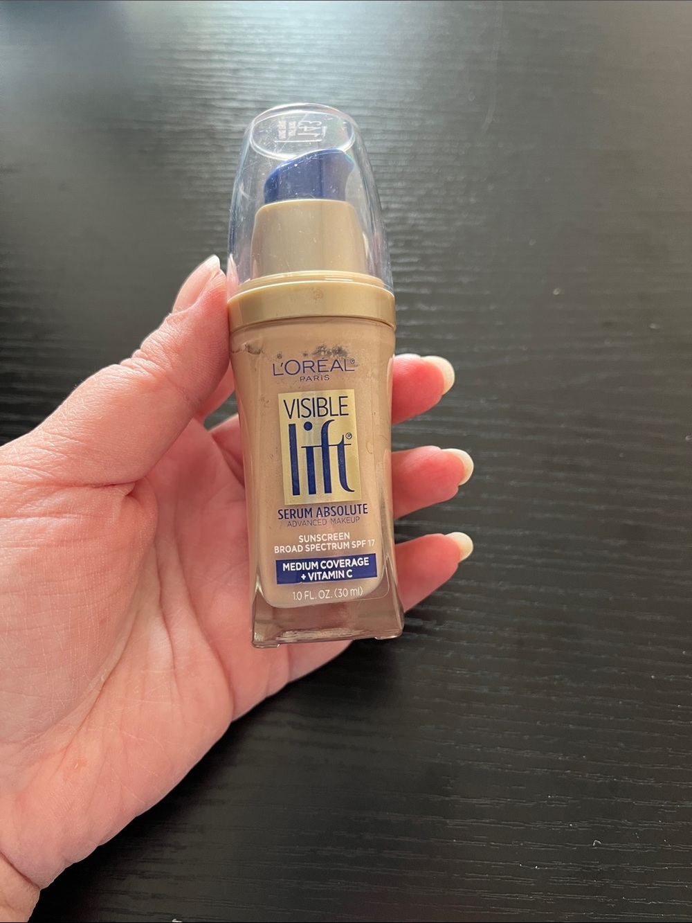 (NWOT) L'Oreal Visible Lift Foundation soft ivory